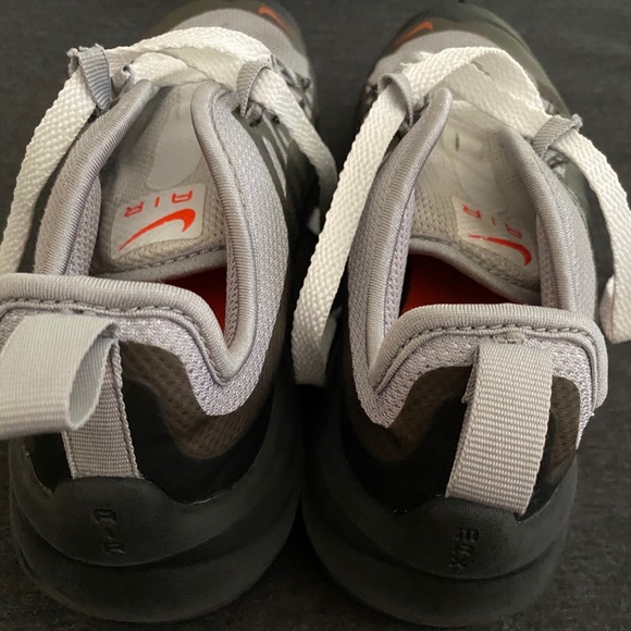 Kids Nike Air Max - Picture 3 of 4